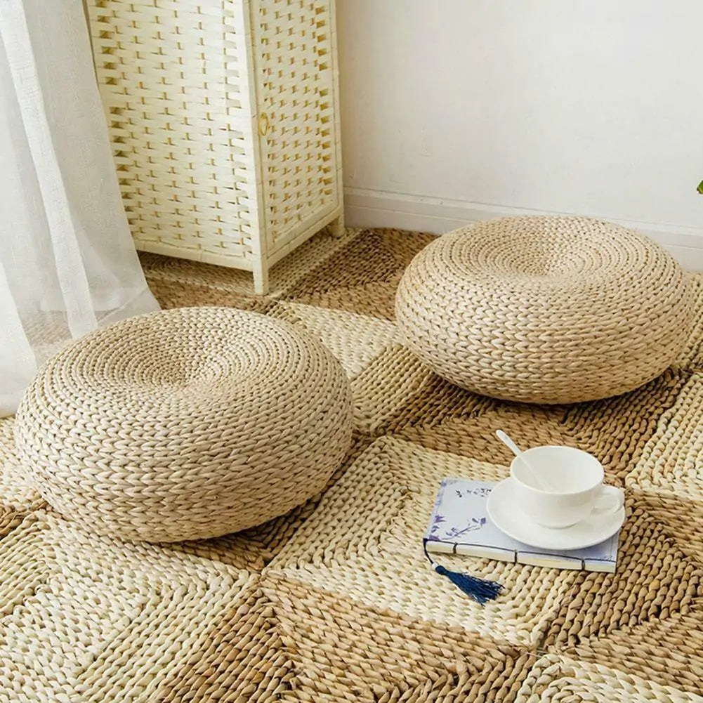 Eco-Friendly Cattail Tatami Meditation Cushion: A Natural Comfort