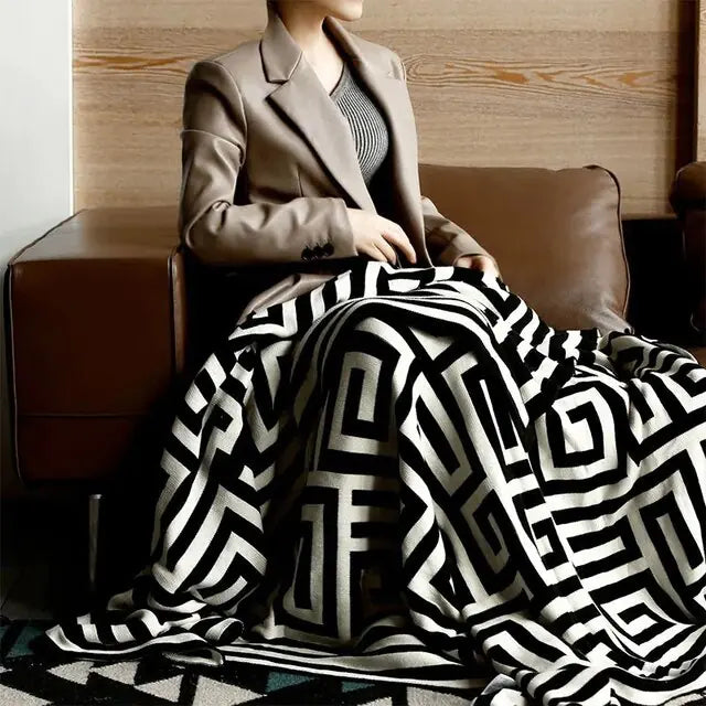 Luxurious Nordic Geometric Jacquard Knitted Throw Blanket