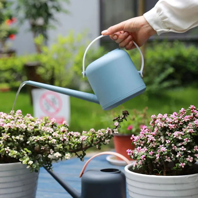 Elegant Long-Mouth Hydration Companion: The Stylish Water Pot Bottle