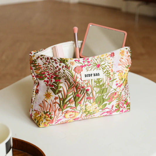 Elegant Skincare Bag - Large Capacity, Floral Design, Zipper Closure