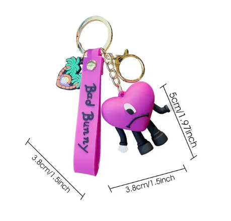 Adorable Bad Bunny Heart Keychain - A Stylish Accessory for Your Keys