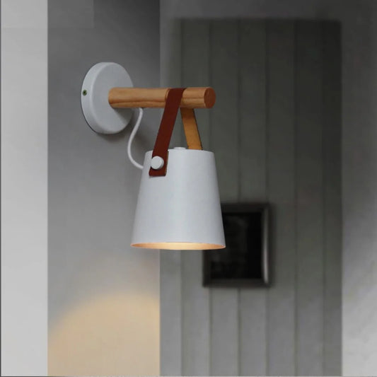 Elegant Wooden Wall Lamp: A Fusion of Simplicity and Sophistication