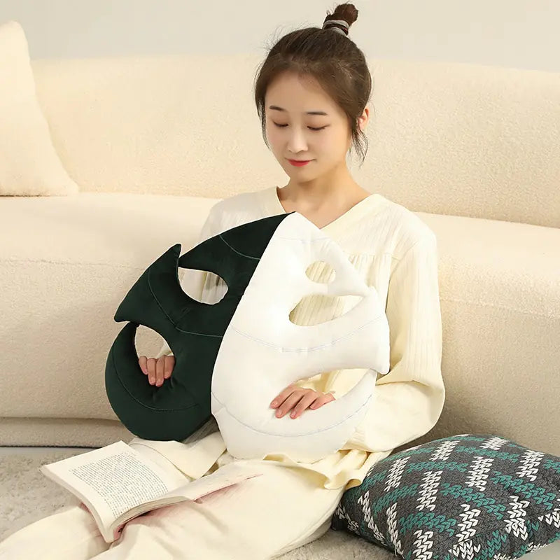 Serenity Leaf: Plush Pillow for Tranquility and Joy