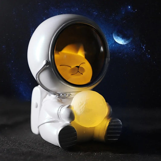 Adorable Astronaut Pet LED Lamp: A Cosmic Adventure Awaits